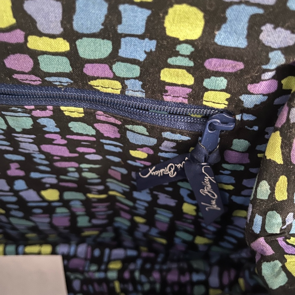 Vera Bradley Frame Indigo Pop Retired Pattern - Picture 11 of 13